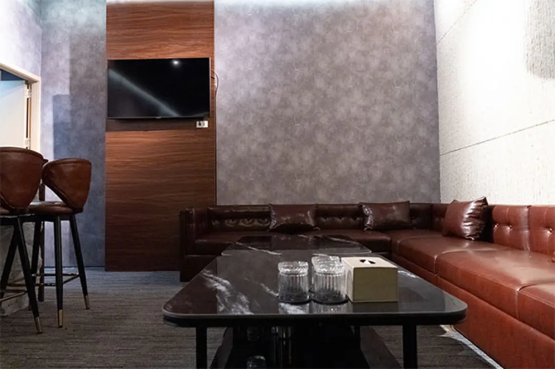 11:11 - One Four Lounge & Bar -