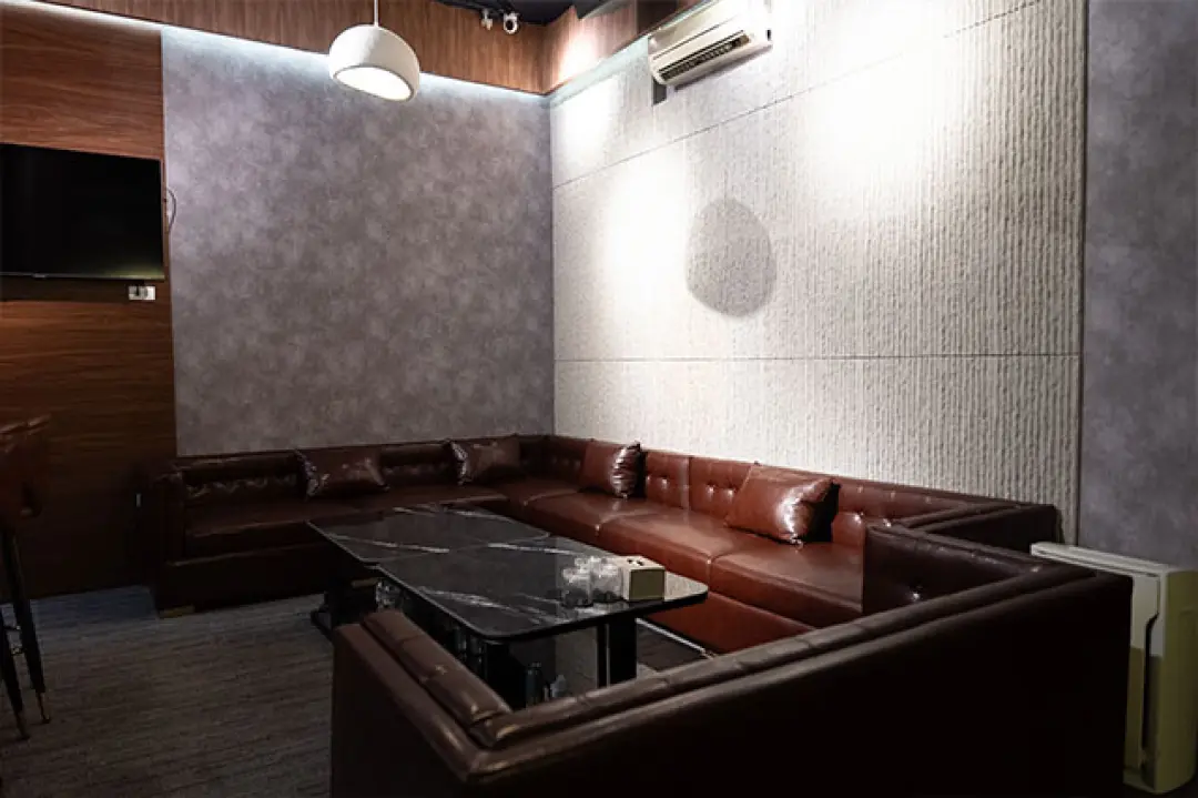 11:11 - One Four Lounge & Bar -