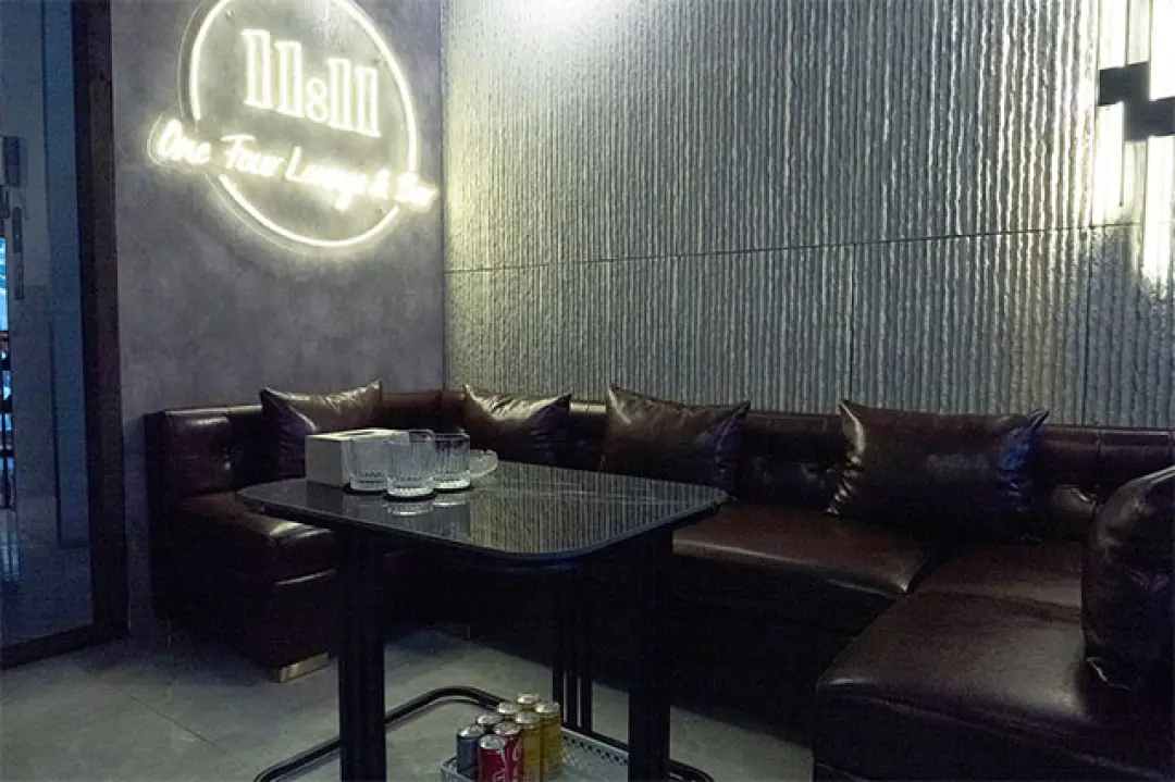 11:11 - One Four Lounge & Bar -