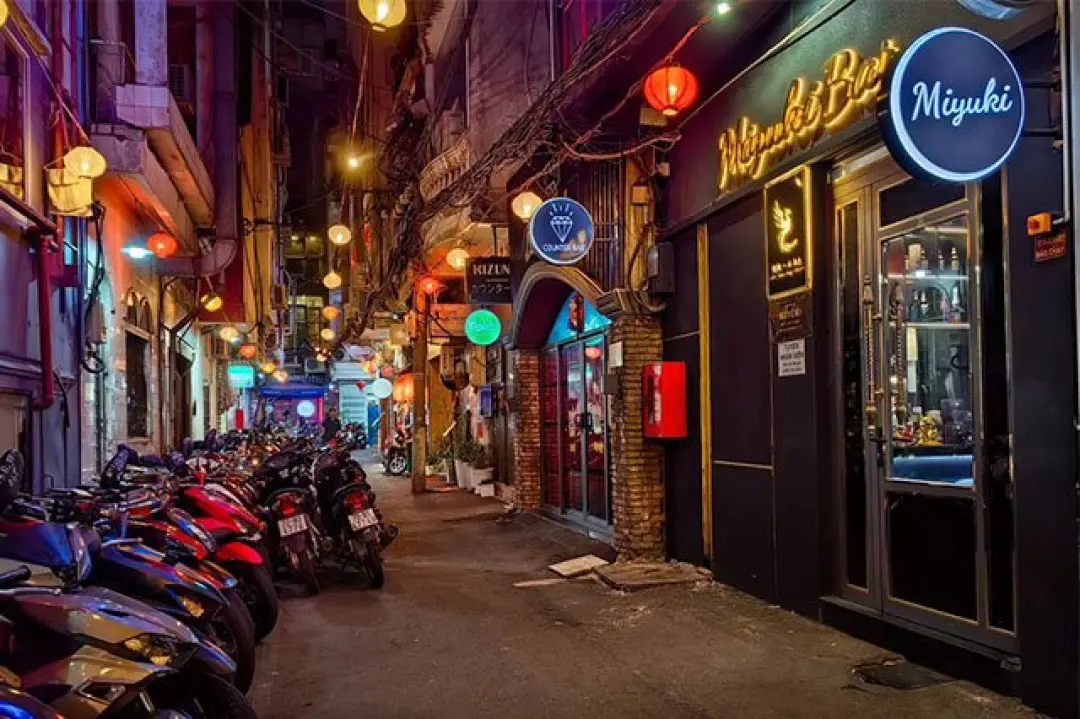 美幸 カウンターバー＆カラオケ