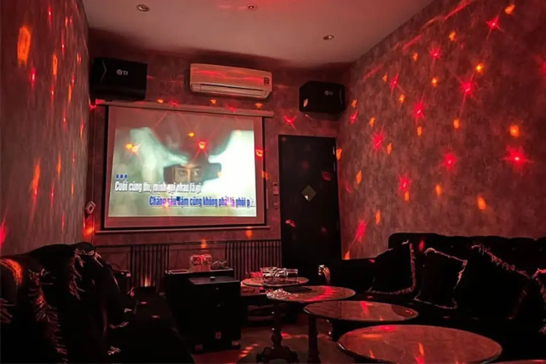 アオザイ LOUNGE - BAR