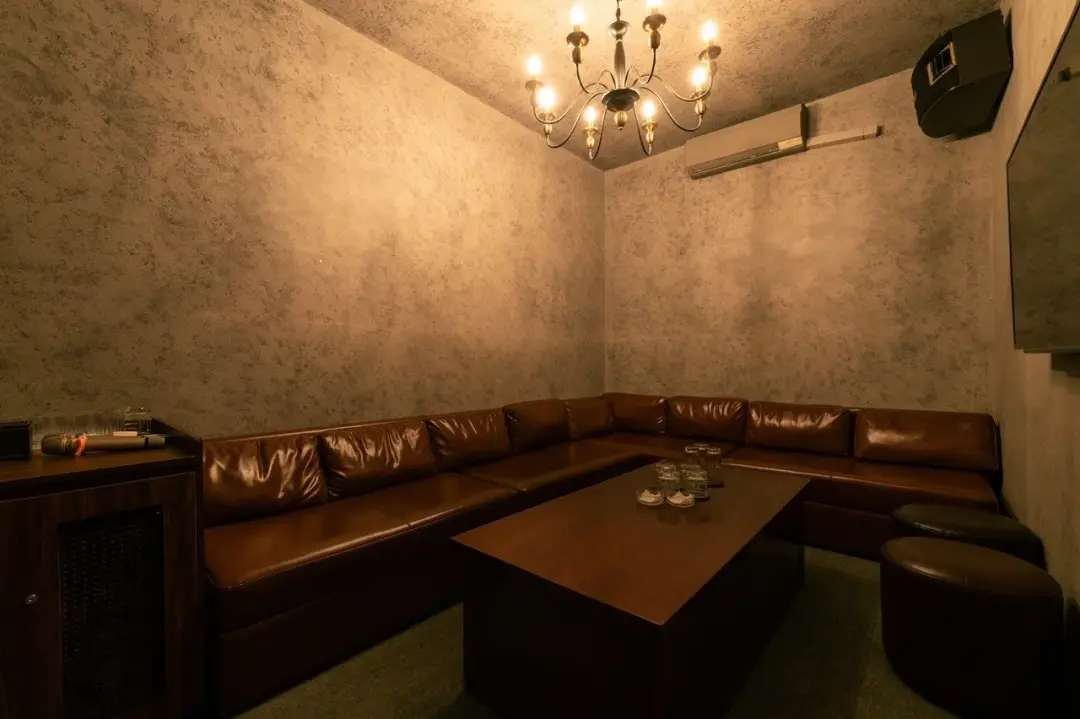 CLUB ZIZI JAPANESE BAR ＆ LOUNGE